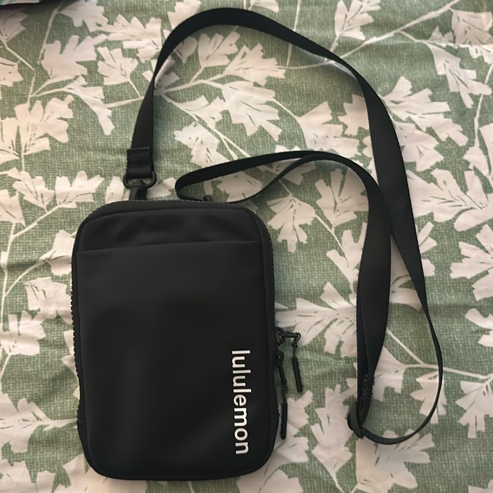 Lululemon crossbody bag